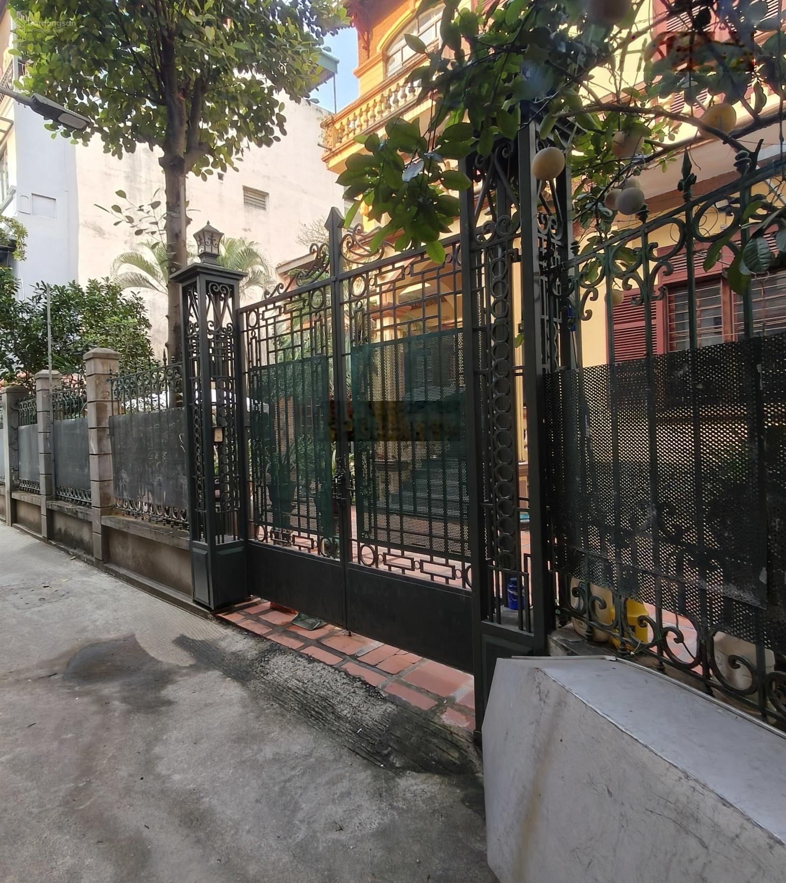 Siêu phẩm lô góc đường Tây Hồ mặt tiền quyền lực gần 10m