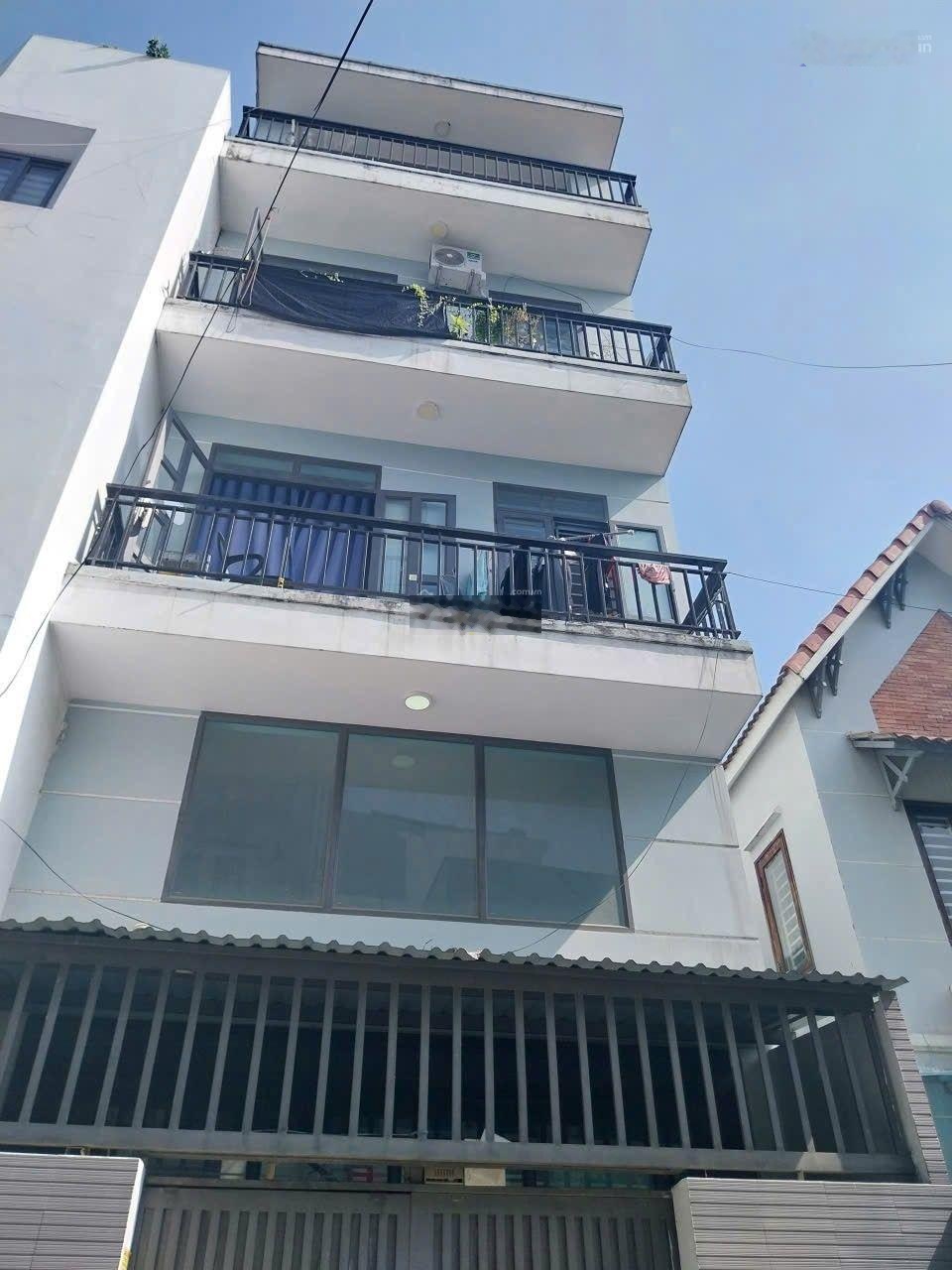 Bán nhà 10 chdv có gác đang cho thuê hxt mới mua sẵn dòng thu ổn định