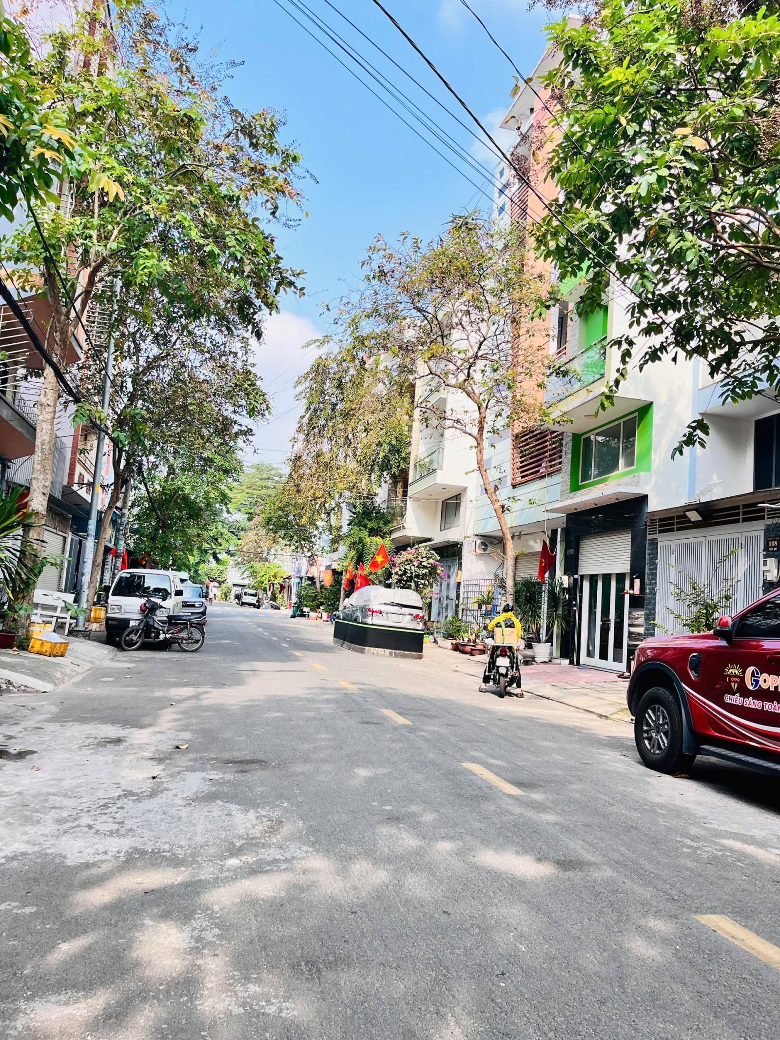 8.9 tỷ - Bán nhà mặt tiền đường 13m Đỗ Bí, Q. Tân Phú 77m2 đúc lửng