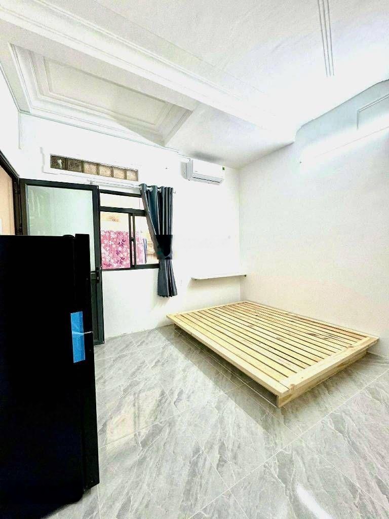 Nhà 7 x 18m - xây 3 tầng hẻm 2 ô tô tránh - đường ung văn khiêm - bán 24 tỷ