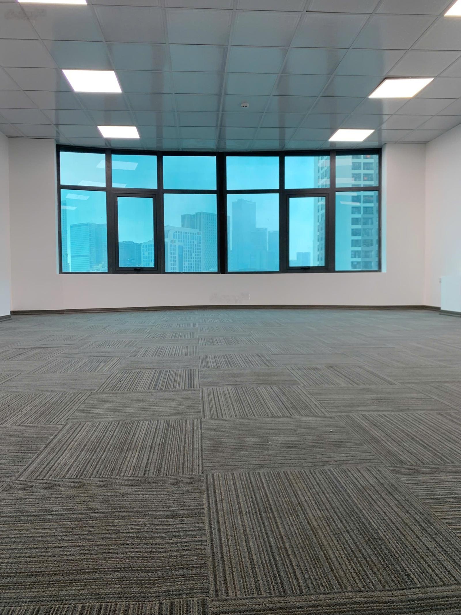 Chính chủ cho thuê nhà tại Thọ Thá, Cầu Giấy làm Văn Phòng. DT 70m2 giá 20.5tr. LH 0984828912