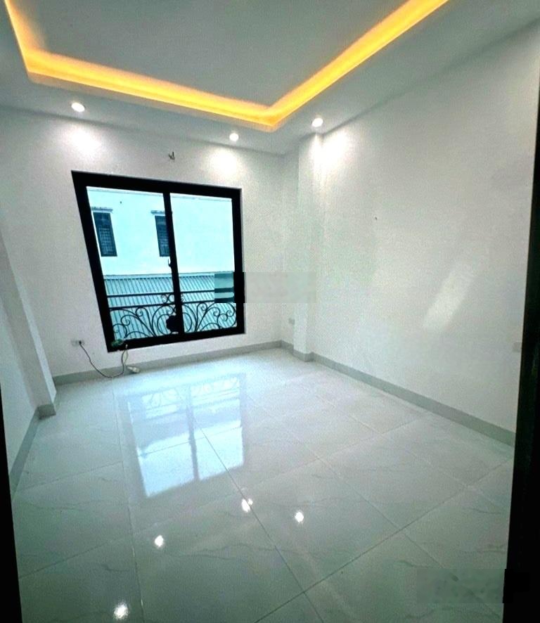 Nhà mới tây mỗ 39m² 5t - lô góc - hưởng trọn tiện ích vinhomes - trước nhà rộng thoáng.