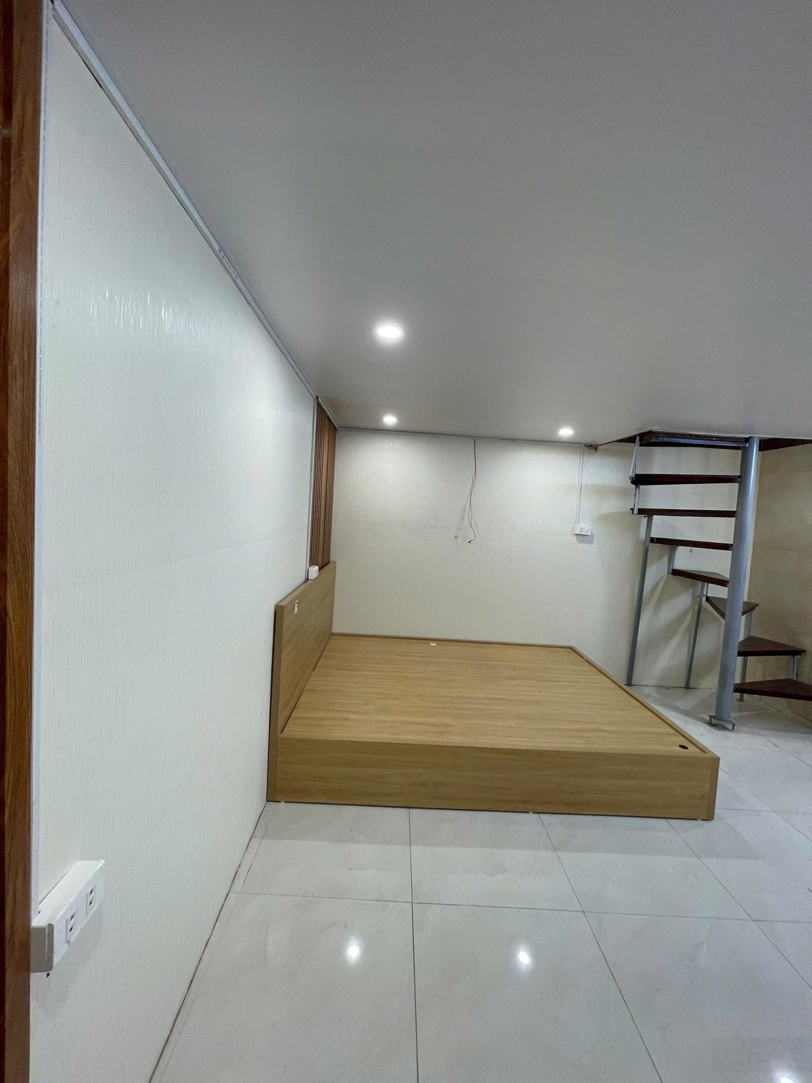 Bán nhà nhỏ ngõ Mai Hắc Đế 1.5 tầng giá chỉ 3.5 tỷ