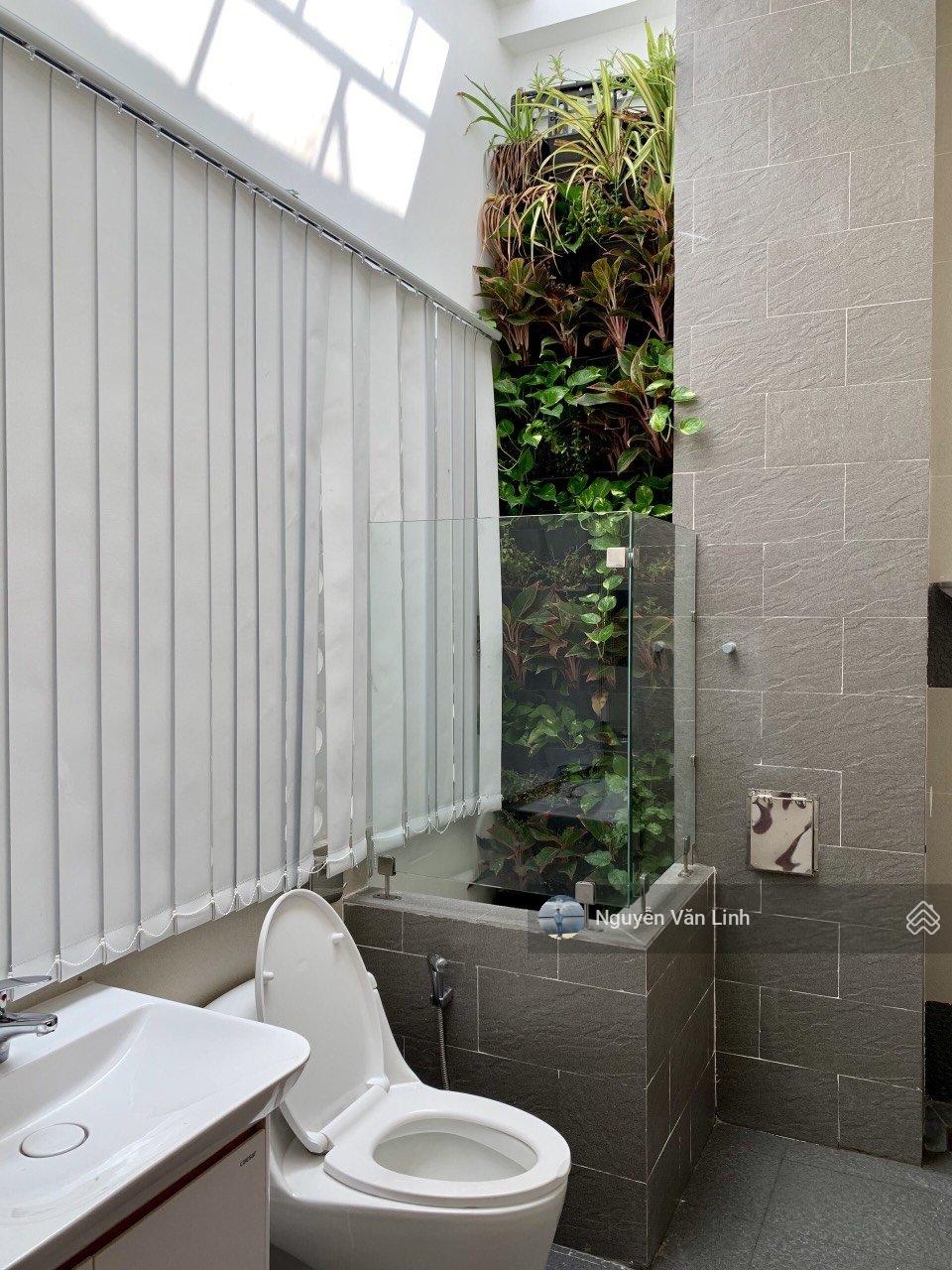 Bán nhà mặt tiền kd cmt8 - gần gas metro- 4,5mx22m , 5 tầng nhà mới ở ngay , chỉ 22 tỷ tl