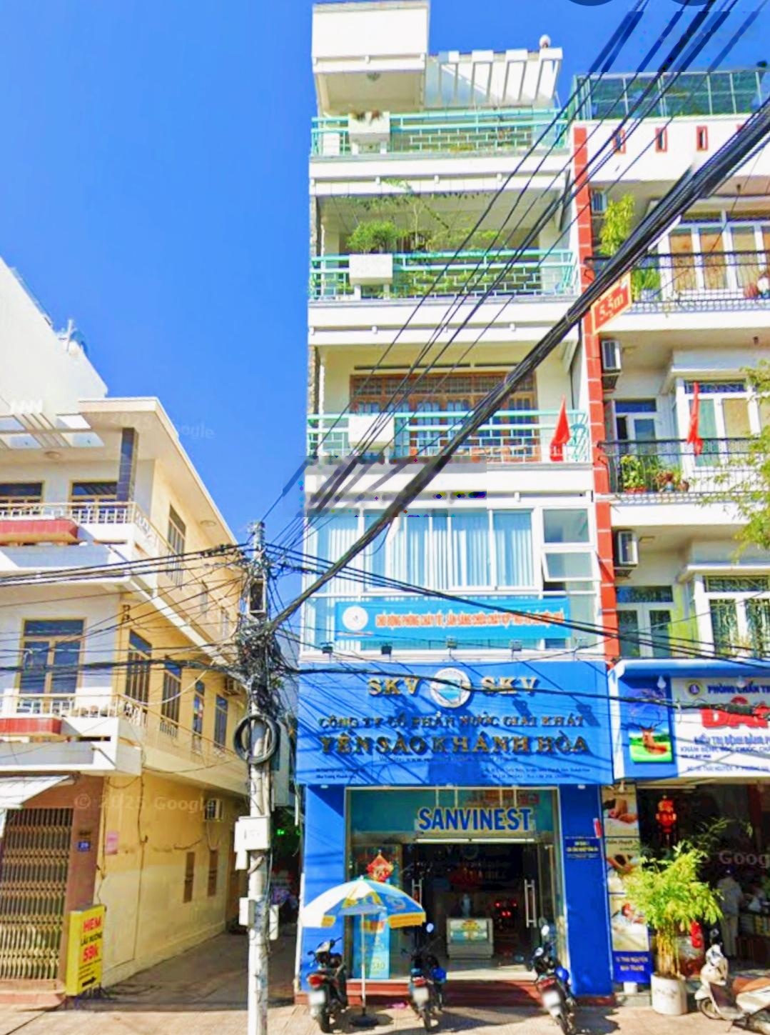 Nhà 5,5 tầng Thái Nguyên, sát Vincom Plaza Nha Trang, cách biển Trần Phú: 1,2km. Giá: 16,5 tỷ