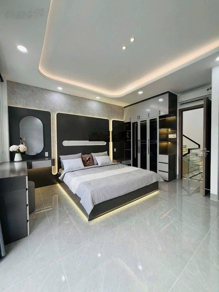 Bán nhà riêng Quận Gò Vấp, F11, Quang Trung, Nhà 4 tầng,4 PN, 70m2, ngang khủng 4,8m chỉ 7,4 tỷ.