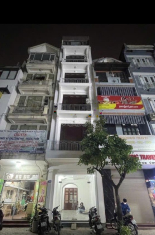 Nhà đẹp Phố Trần Kim Xuyến - Vỉa hè kinh doanh - mặt đường rộng 10m - 6 tầng - 40m2 - 25.8 tỷ