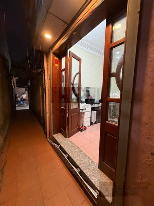 Bán nhà mặt ngõ thông Lê Thanh Nghị, sang Bạch Mai - 16m2 5 tầng giá 3,65tỷ ngõ 2m