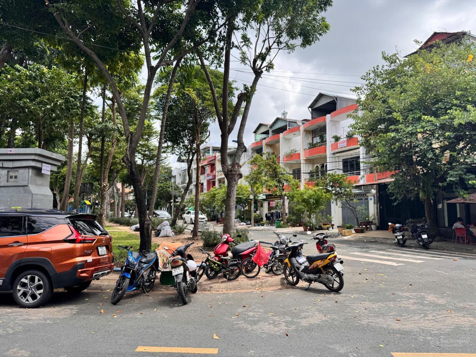 Rẻ nhất KDC HimLam Linh Chiểu - nhà 3 tầng SD 175m2 chính chủ bán nhanh