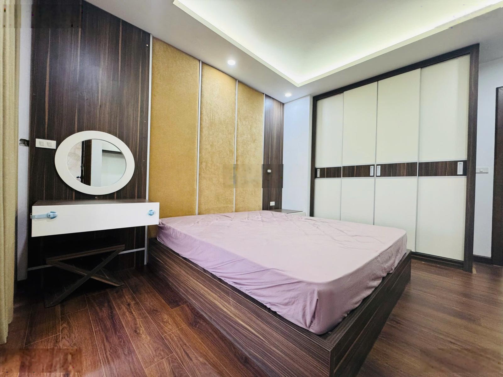 Chủ nhà gửi CH căn góc 128m2 3PN nội thất đẹp tại Golden Palace - Mễ Trì chỉ 17,5tr/th 0932526286