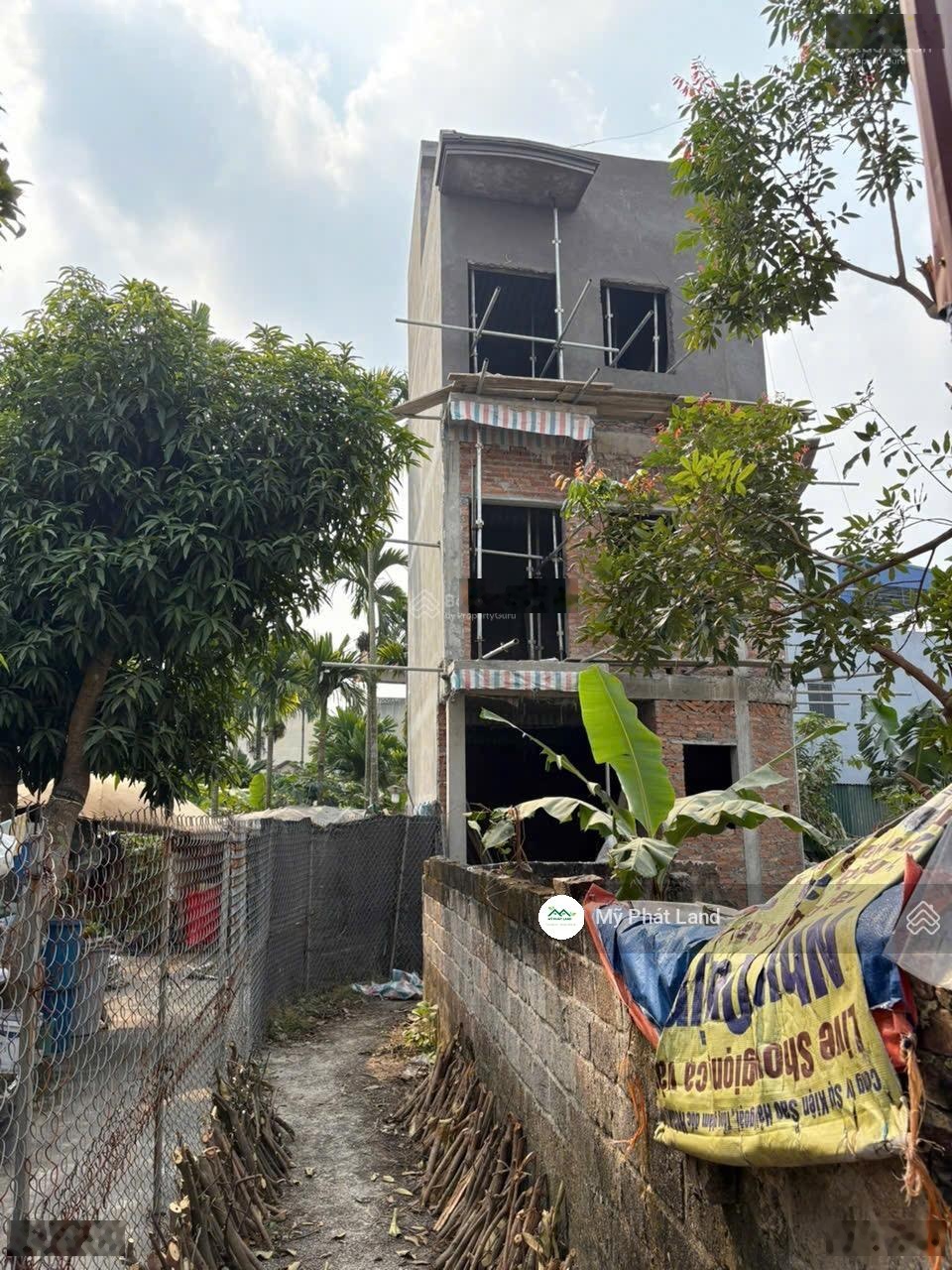 Lô đất Đồng Mai, Dt 32m2, chỉ 50m ra đường ô tô tránh, gần quốc lộ, được xây dựng, giá chỉ hơn 2 tỷ