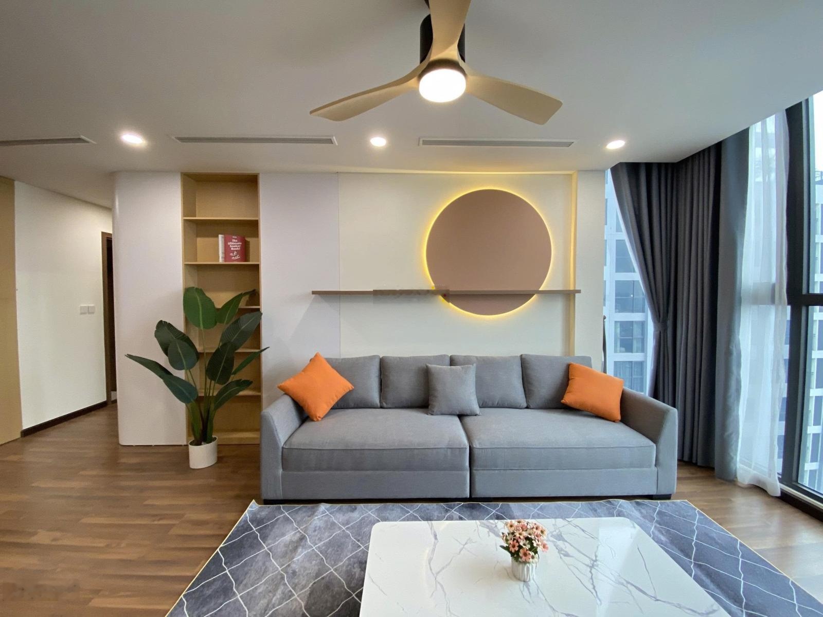 Em Thơm cập nhật quỹ CH 2, 3PN nội thất CB - full đồ đẹp giá rẻ tại Mipec Xuân Thuỷ. LH 0968748525