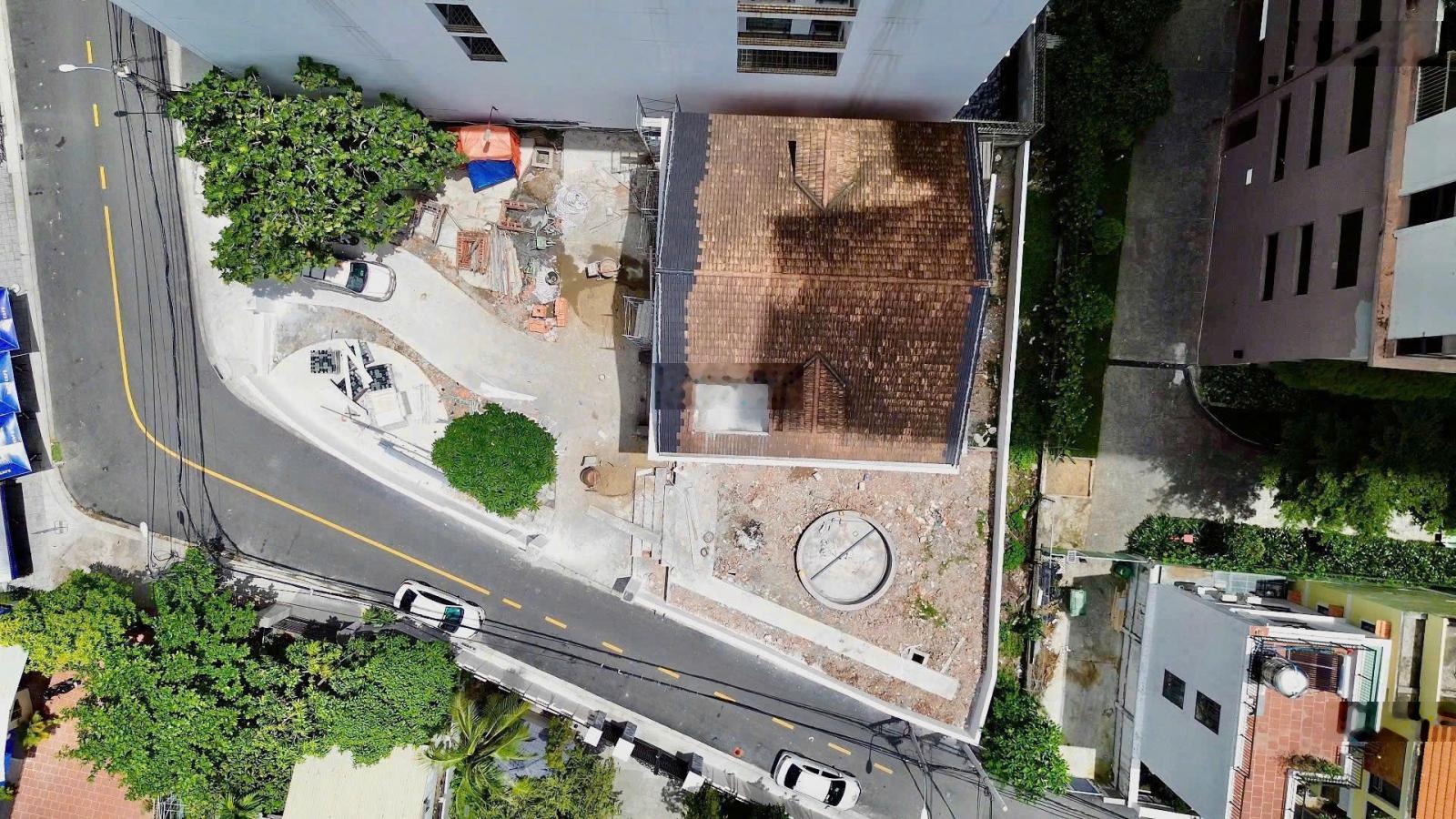 Siêu hiếm cho tập đoàn khuôn đất lõi trung tâm Thảo Điền 43x41m xây dựng 2 hầm 12 tầng giá đầu tư