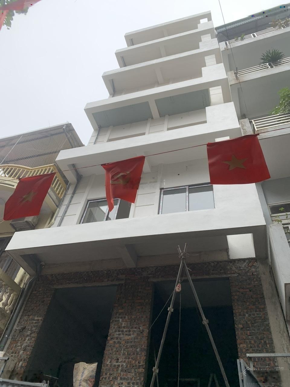 Mặt phố Kim Hoa Đống Đa - giữa công viên Thống Nhất - view hồ - siêu hiếm