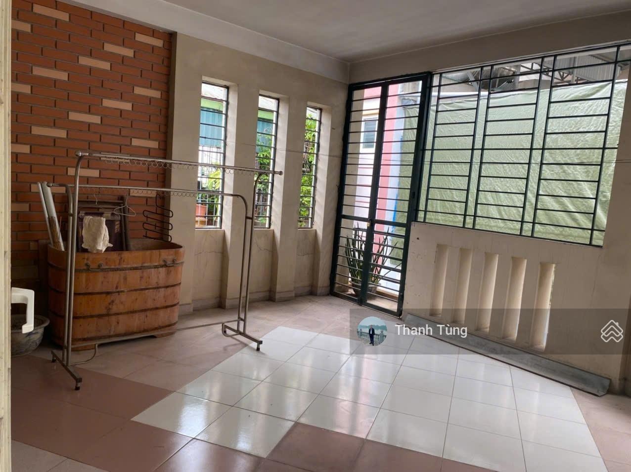 Căn góc 3,5T phố Xã Đàn-Nam Đồng oto đỗ cửa vị trí đẹp dt 50,6m mt hoa hậu 8,12m vừa ở vừa KD