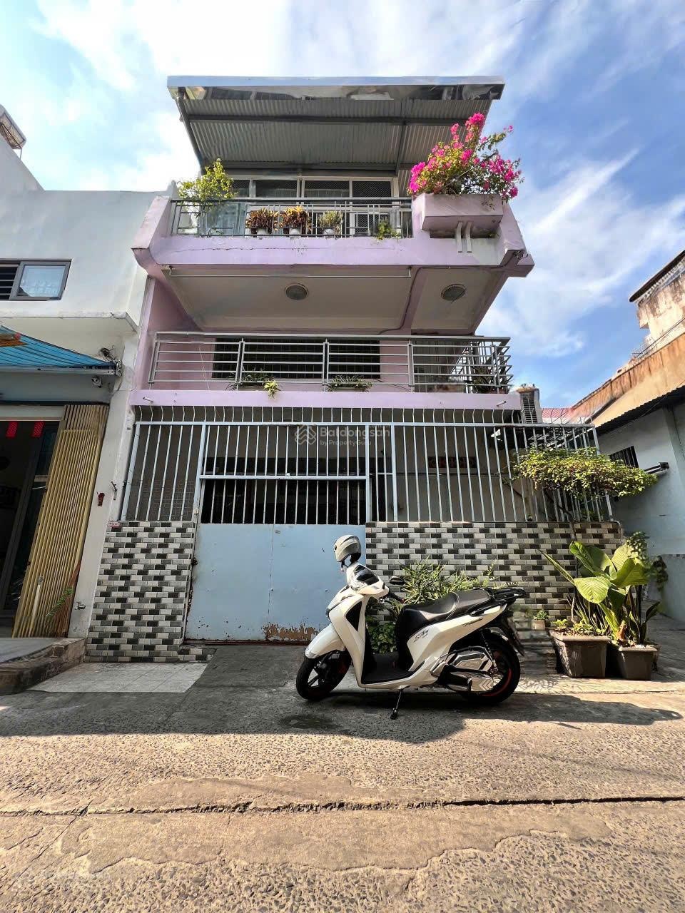 Siêu phẩm âu cơ quận 11 - 77m2 (6.5x12)m 3 tấm