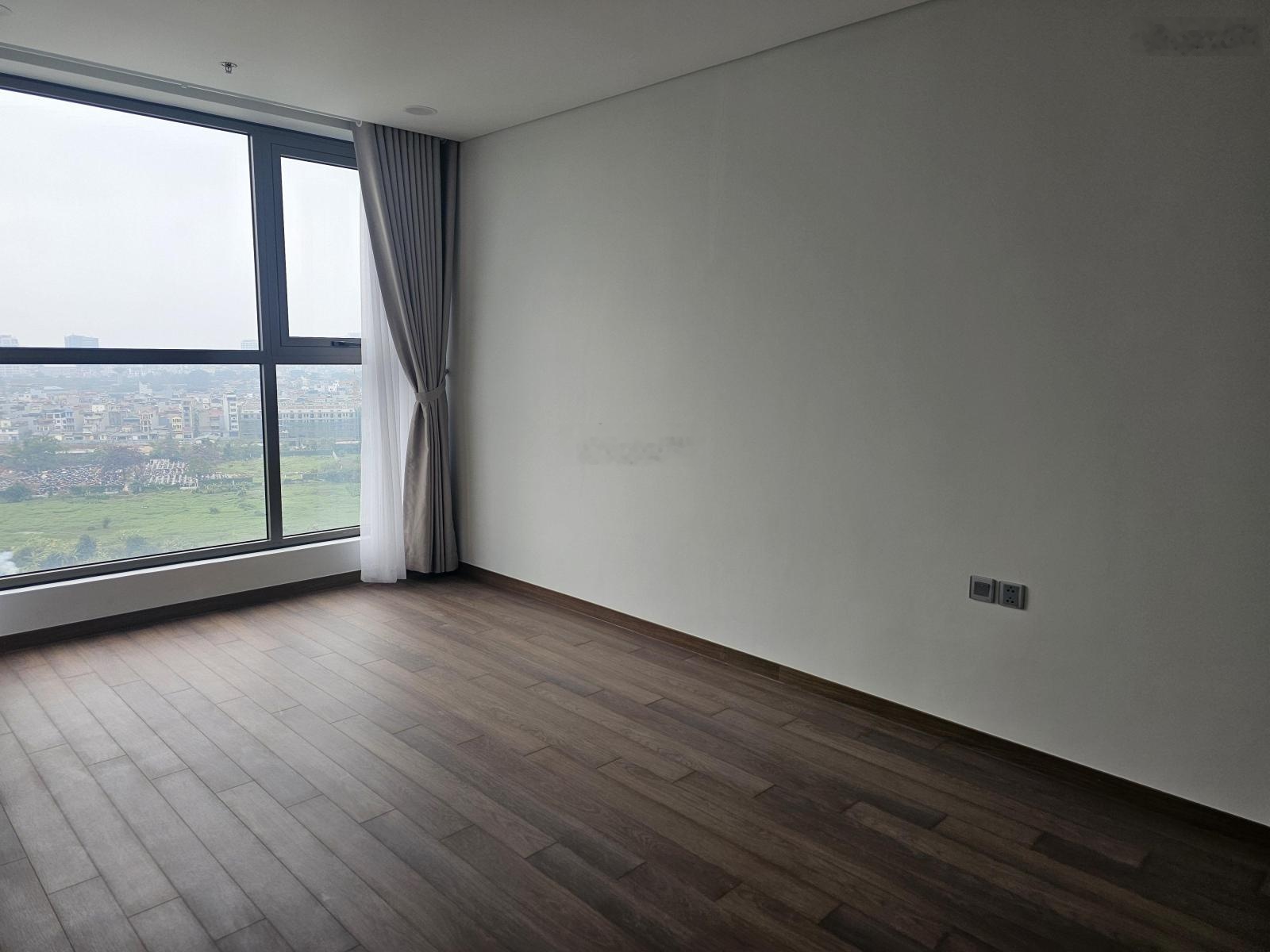 Bán nhanh các căn 2PN-2WC: Dt 77m2, ban công Đông Nam tại Khai Sơn, tầng trung-cao, giá 6.8 bp