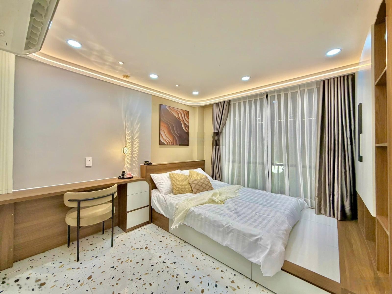 Chỉ 7.x tỷ, căn góc Trần Quang Diệu, khu kinh đô thời trang, 3 tầng ~120m SD, full nội thất ở ngay