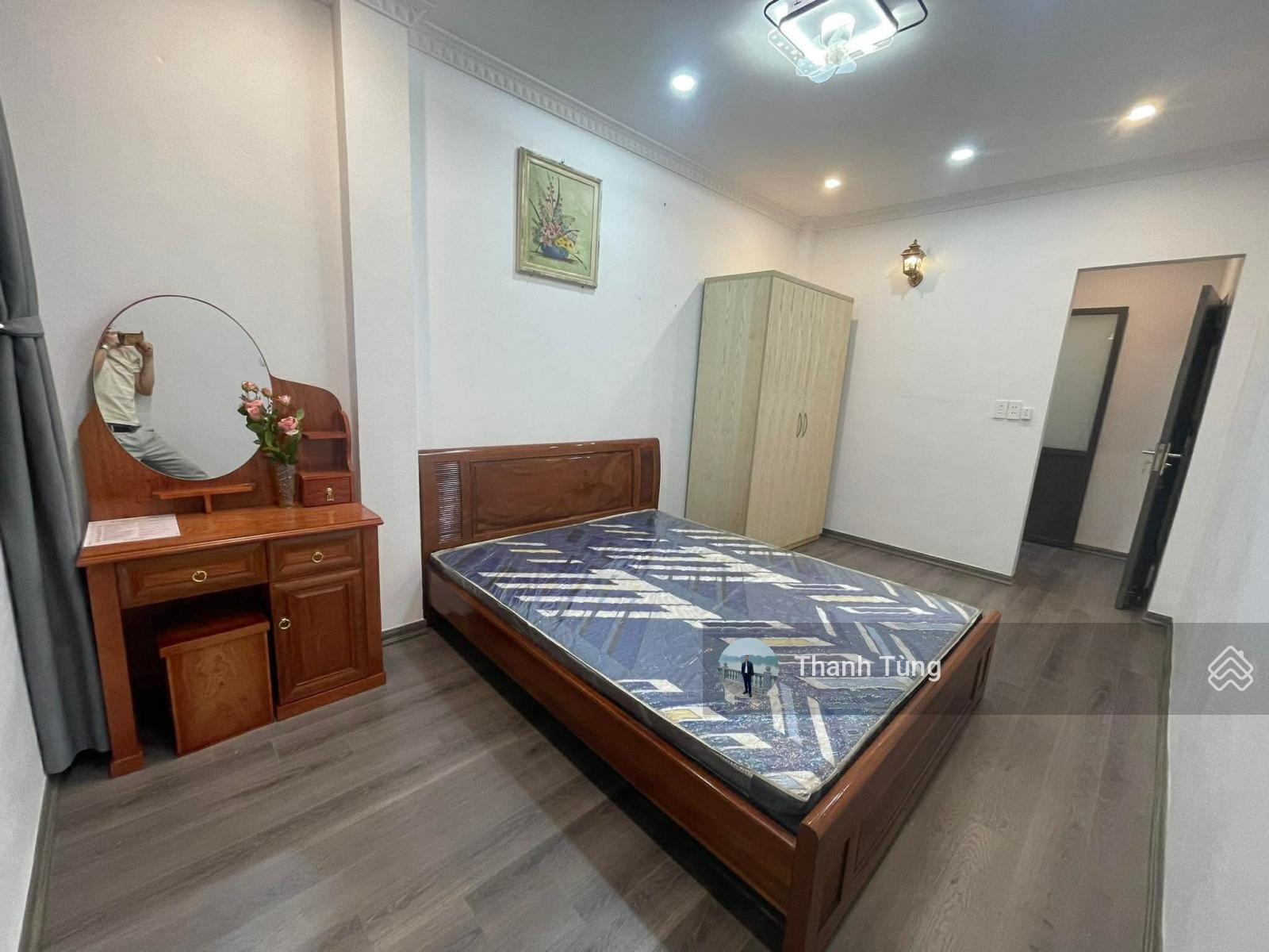 Toà Nhà Víp số 68 Đoàn Thị Điểm - Văn Miếu full nội thất nhập khẩu xin sò view ban công triệu đô