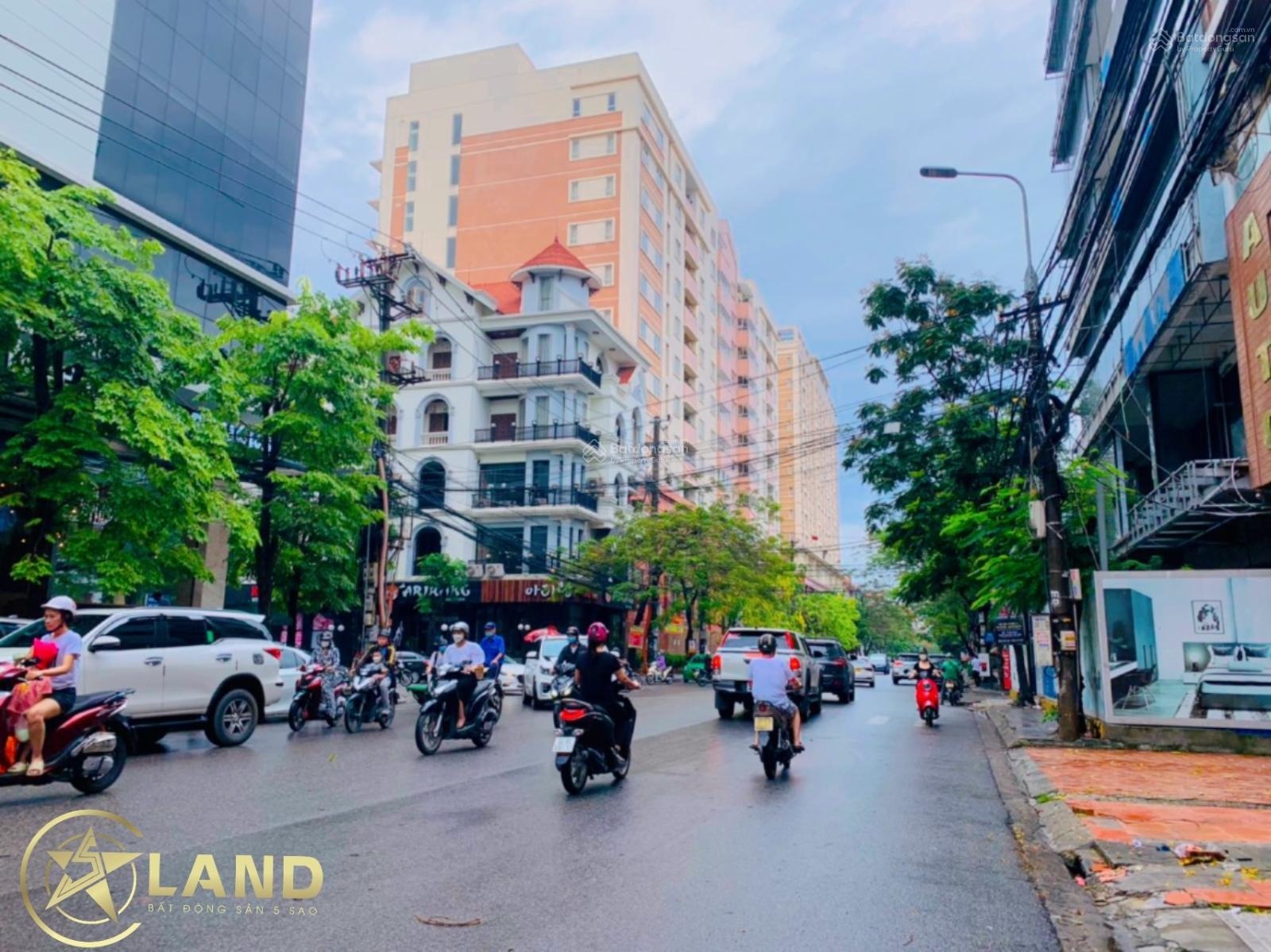 Cho thuê mặt bằng mặt đường Văn Cao, Hải Phòng 180m2, MT 9m, Vị trí đẹp. Lh 0389451819