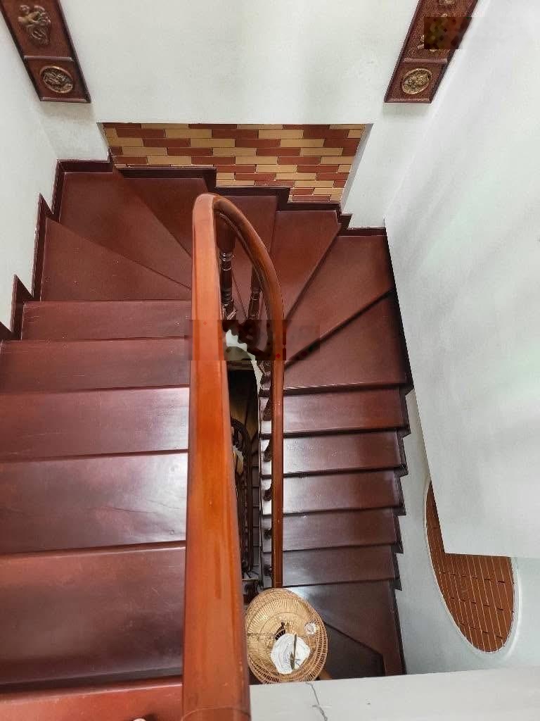 Chính chủ bán nhà phố Đông Thiên - Vĩnh Hưng - mặt ngõ thông ba gác - Giá 6,3 tỷ.