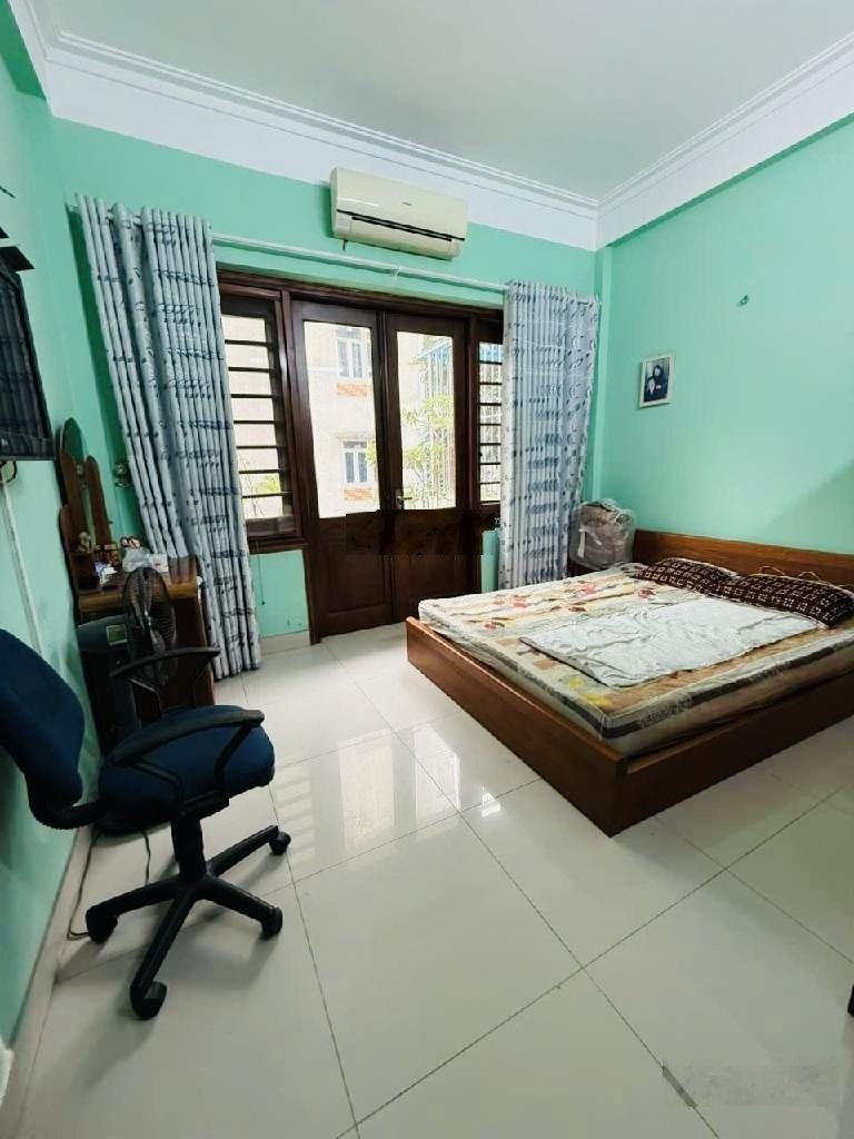 Bán nhà P.Minh Khai-Q.HBT-gần TTTM Chợ Mơ-ôtô đỗ cửa- 10m thẳng tắp ra phố-35m2-MT 4.6m-11.9tỷ TL.