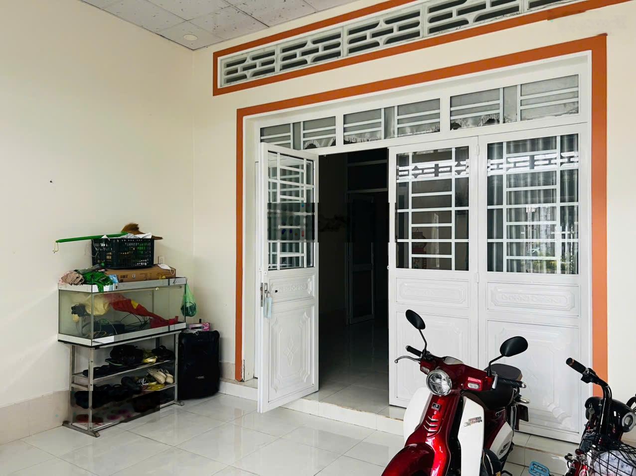 Bán nhà chính chủ 200m2 tại TT. Minh Lương, Kiên Giang