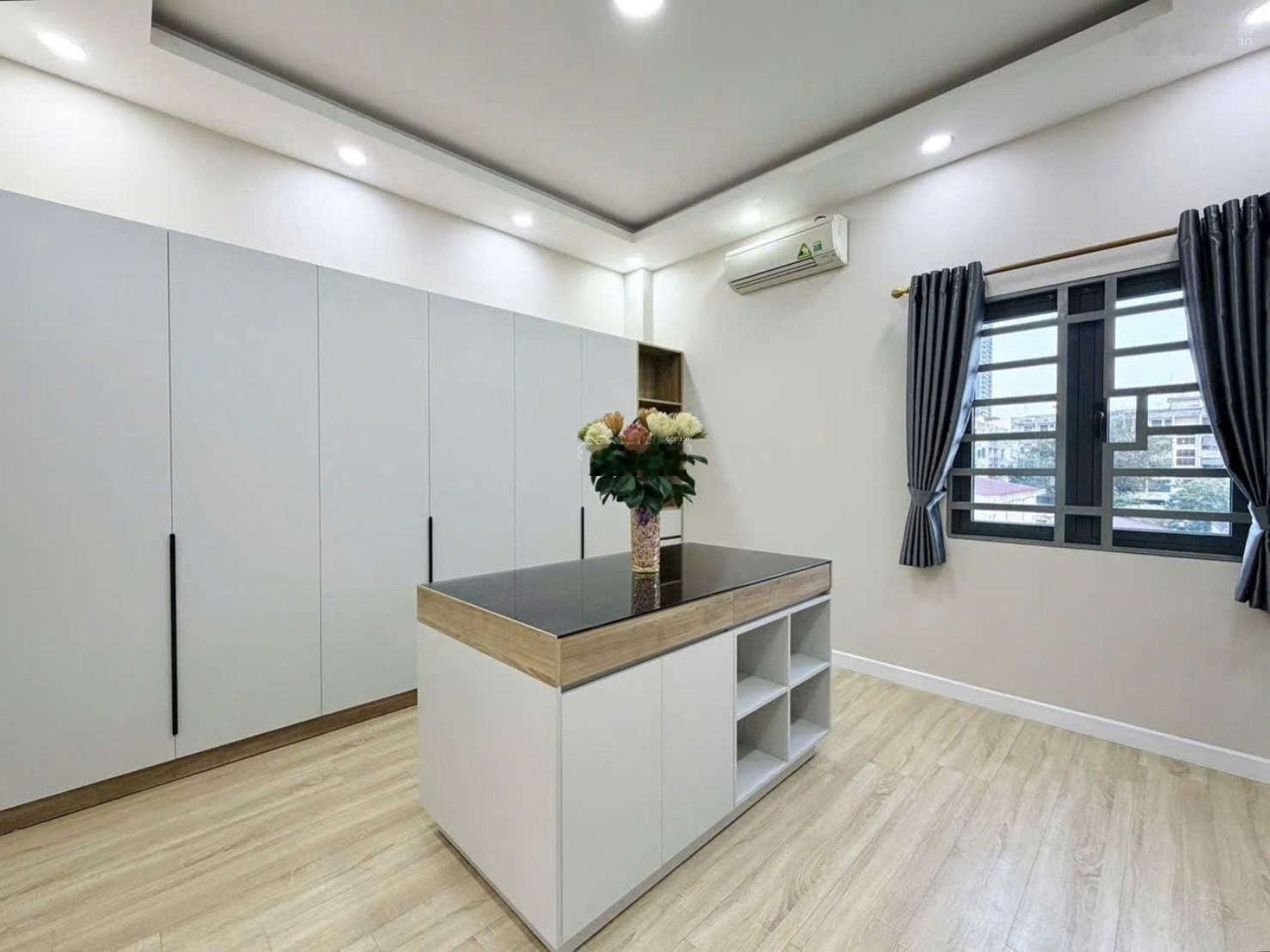 Bán nhà riêng 5 tầng tại đường Phạm Viết Chánh Quận 1 - HĐT 120tr/tháng