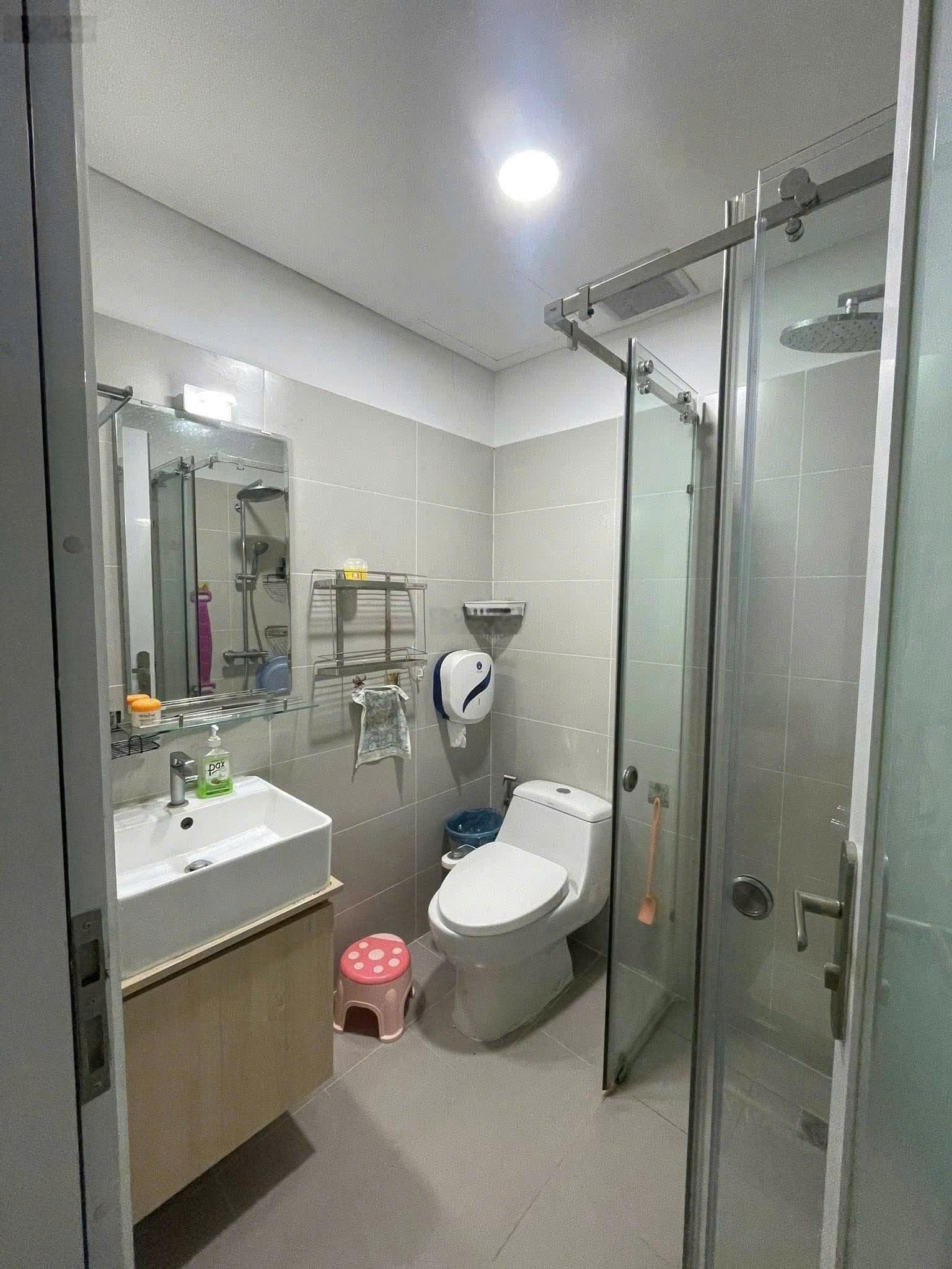 C/C Coop Mart Trường Sa, căn góc, 100m2, 3PN, 2WC, nội thất, 15tr/th