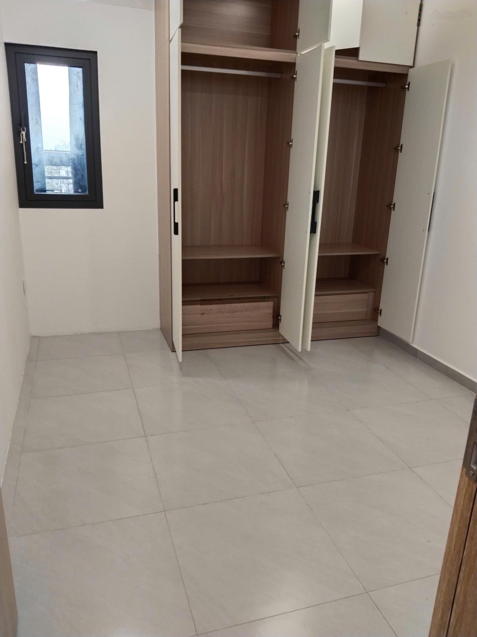 Cho thuê 60m2 full nt mt eastmark city