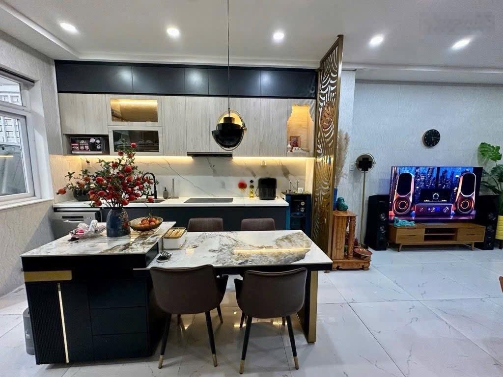 Nhà 3 tẩng mặt tiền 14m khu dân cư Phong Phú 4 - Lovera Park - đường Song Hành Quốc Lộ 50