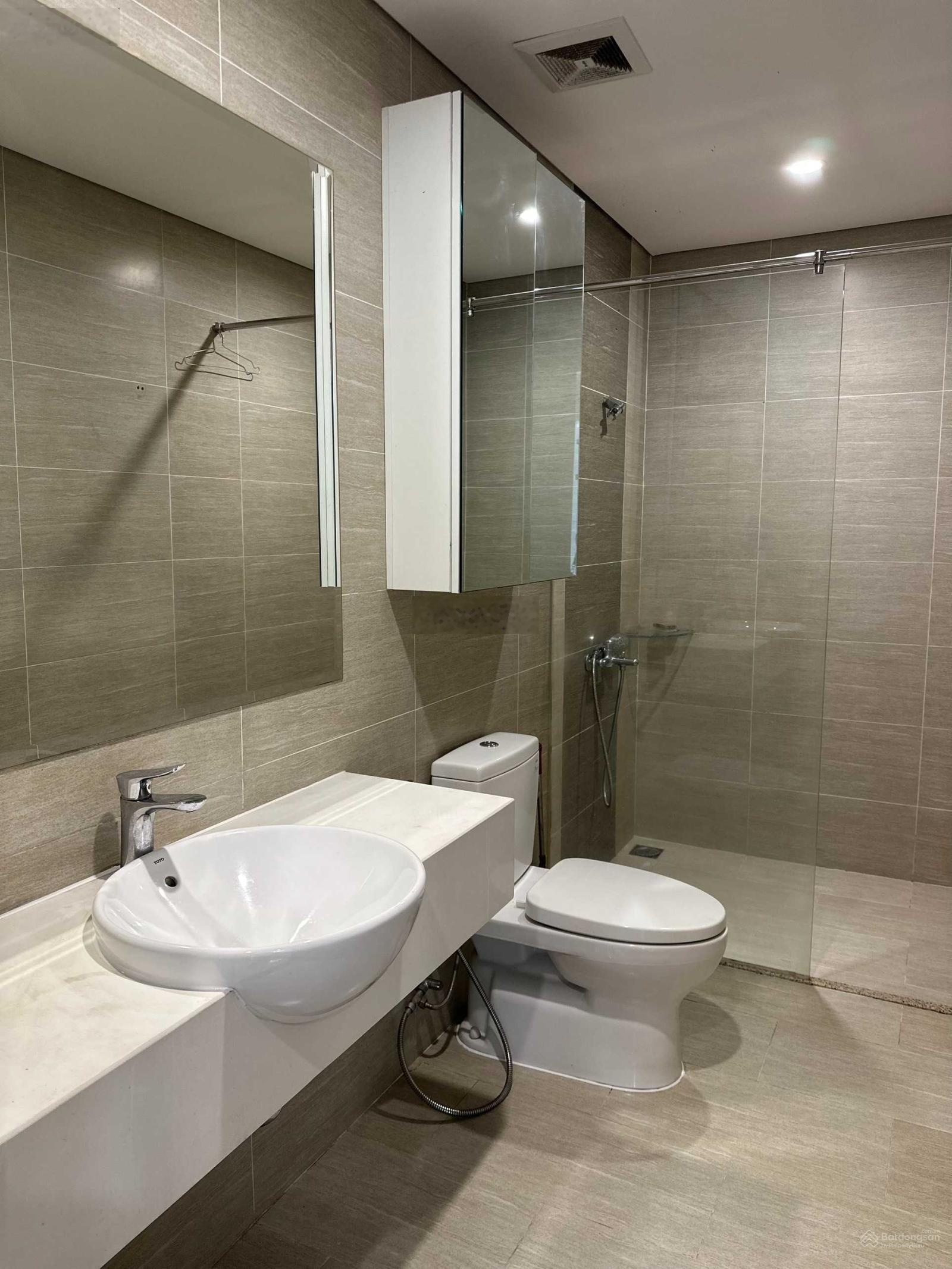 Chủ nhà gửi bán gấp căn hộ góc 3PN Vinhomes Grand Park, chỉ 3,1 tỷ