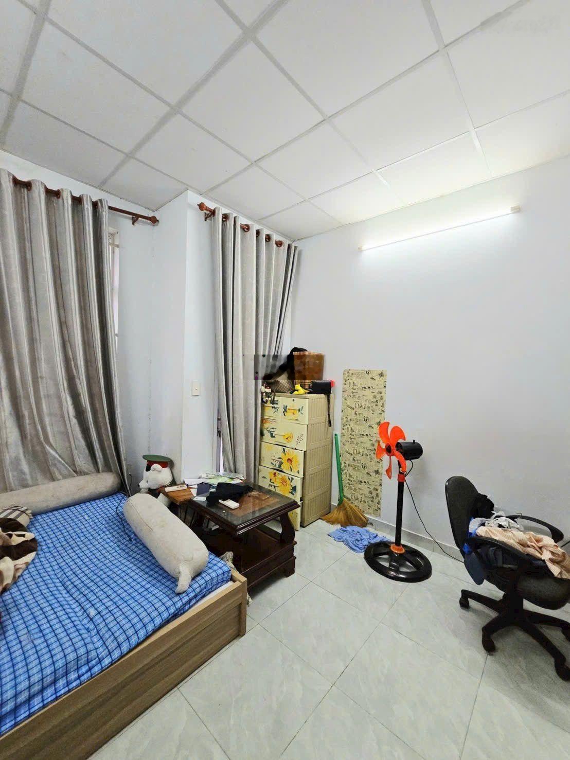 Ngộp bank giảm 200tr còn 4.99 tỷ nhà võ văn hát - đh tài chính marketing - 51m2 3 tầng