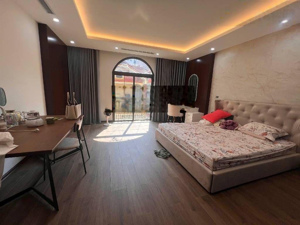 Phân lô hoàng sâm ô tô hai thoáng 53M -giá 17.5 tỷ