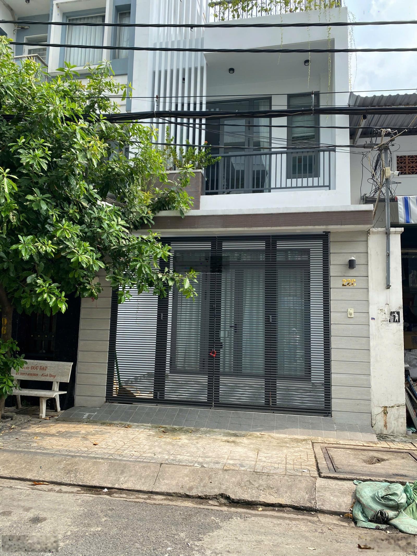 Nhà 1 lầu, NTCC cực đẹp vô ở liền (4x12m) hẻm 110 đường Bà Hom