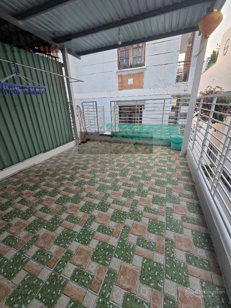 Bán nhà đẹp 3 tầng, Hẻm 3m thông thông, 10m ra Mặt Tiền Phạm Văn Hai gần Lê Văn Sỹ - 4T