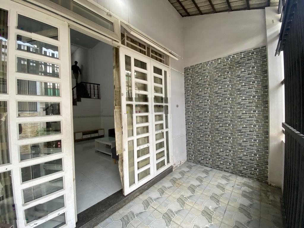 Bán nhà hẻm xe hơi, gần cc moon light thủ đức, 2 tầng 5x16 chỉ 6,5 tỷ.