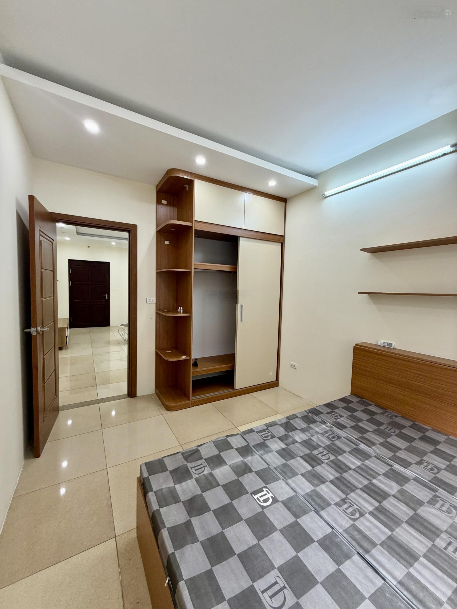 Cho thuê căn 1PN 45m2 cc Phenikaa Hoà Lạc. Giá rẻ chỉ 3,8tr/tháng vào ở luôn. Đầy đủ nội thất