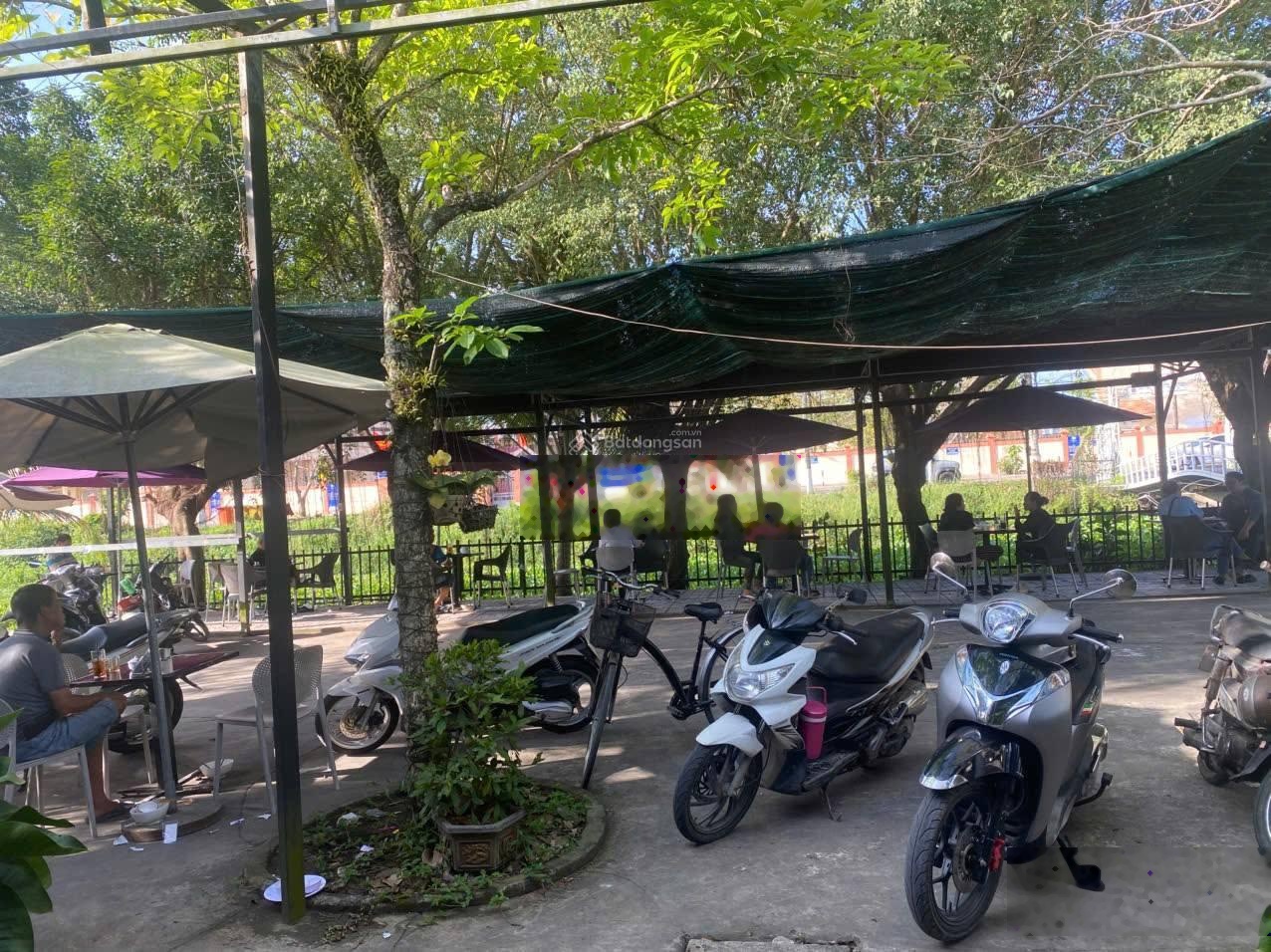 Bán miếng đất hơn 1000m2 đang cho thuê có dòng tiền ổn định