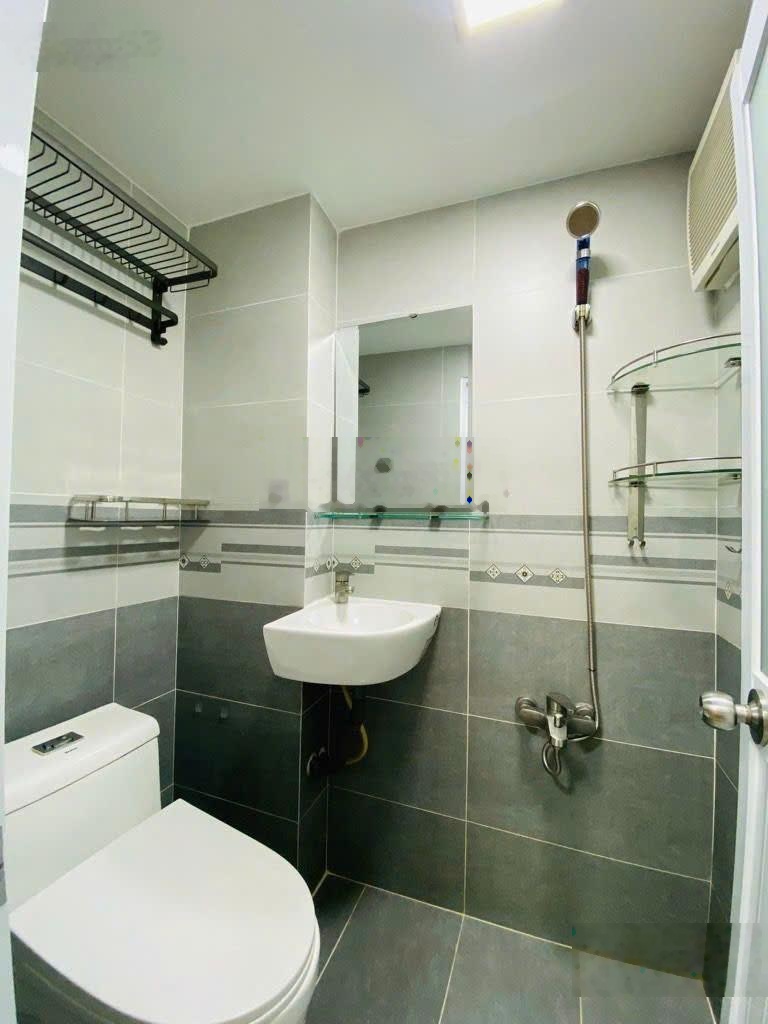 Bán nhà 3 tầng, mới đẹp, nguyễn văn khối, kế làng hoa, gò vấp, nhỉnh 3t tỷ