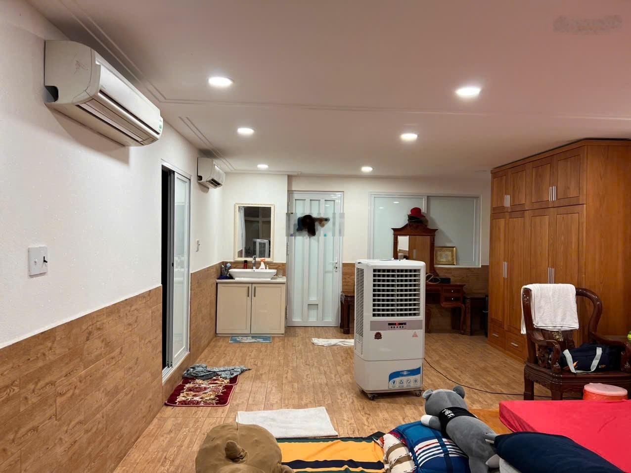 Nhà 5 tầng 15PN 15WC HXH 8m (DT 8x20m) Lê Trọng Tấn ĐH Công Thương, có thang máy, dòng tiền 50tr/th