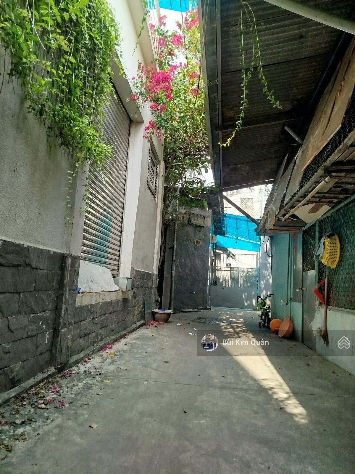 Giảm sâu 900 triệu giá mới chỉ 5.6 tỷ xe hơi cách nhà chỉ 15m diện tích đẹp: 10 x 13.5m