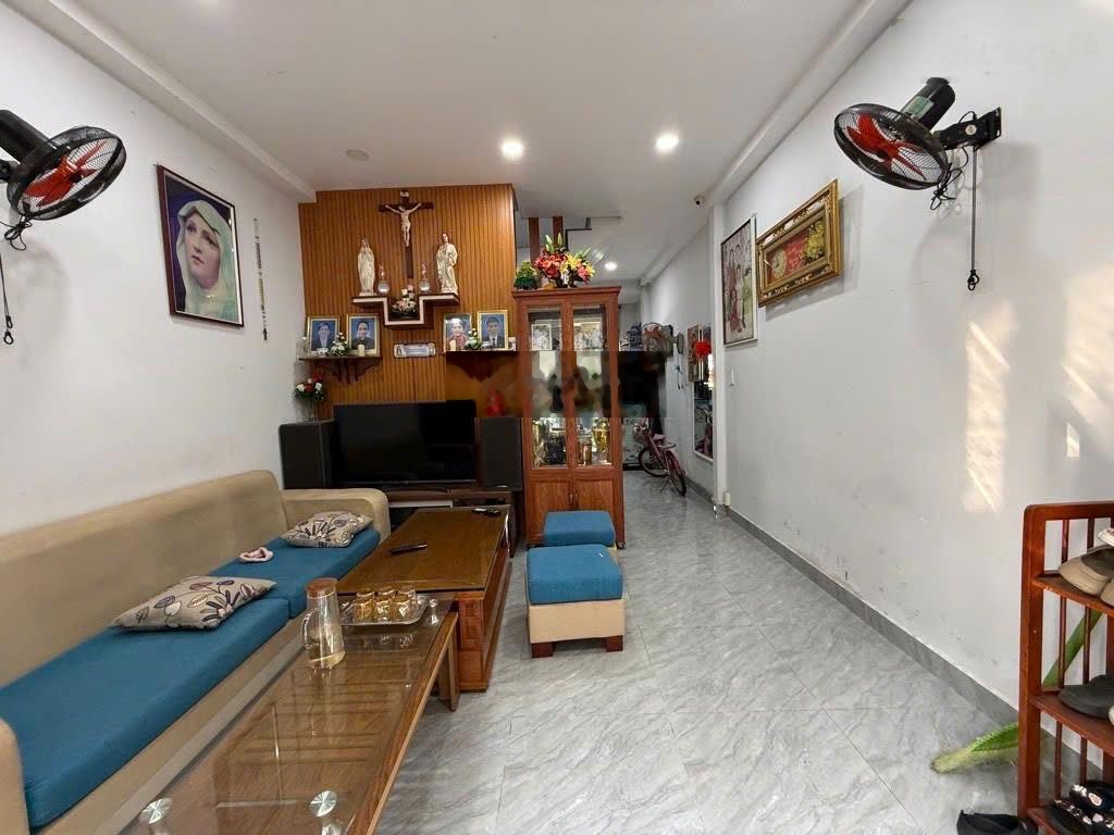 Bán nhà gần cầu vượt Gò Dưa, Tam Bình, Thủ Đức, DTSD 66m2, giá 3,1 tỷ