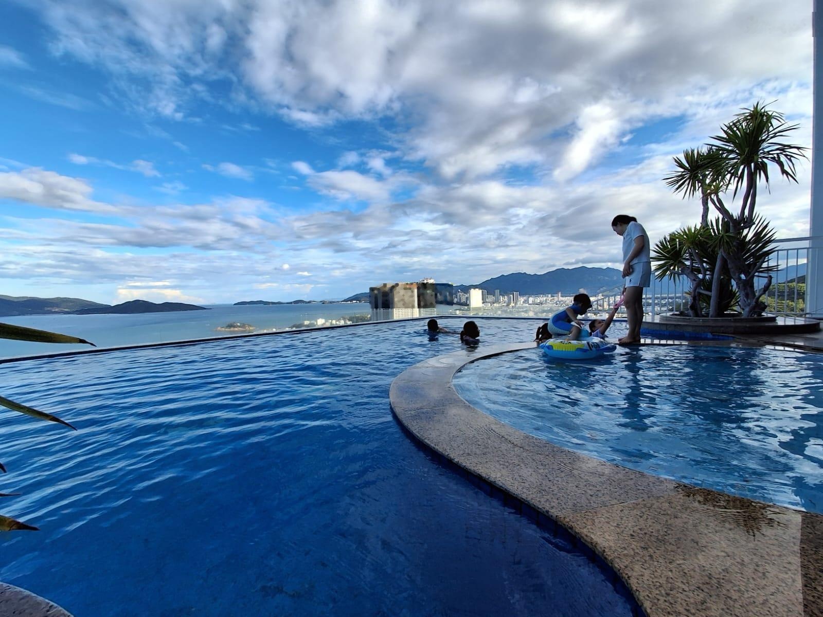 Bán căn hộ view biển Scenia Bay Nha Trang, 2PN, full nội thất cao cấp vào ở ngay