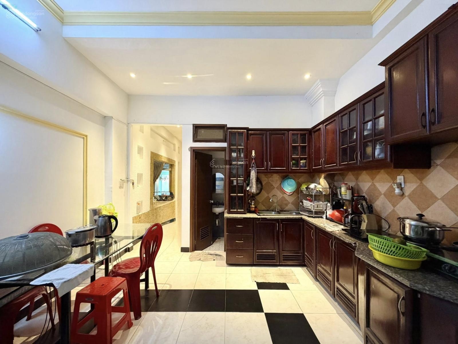 Nhà đẹp Đặng Thùy Trâm - hẻm xe hơi 12m DT: 4.5m x 16.4m, | 4 tầng, giá chỉ 12.9 tỷ gần TTTM lớn