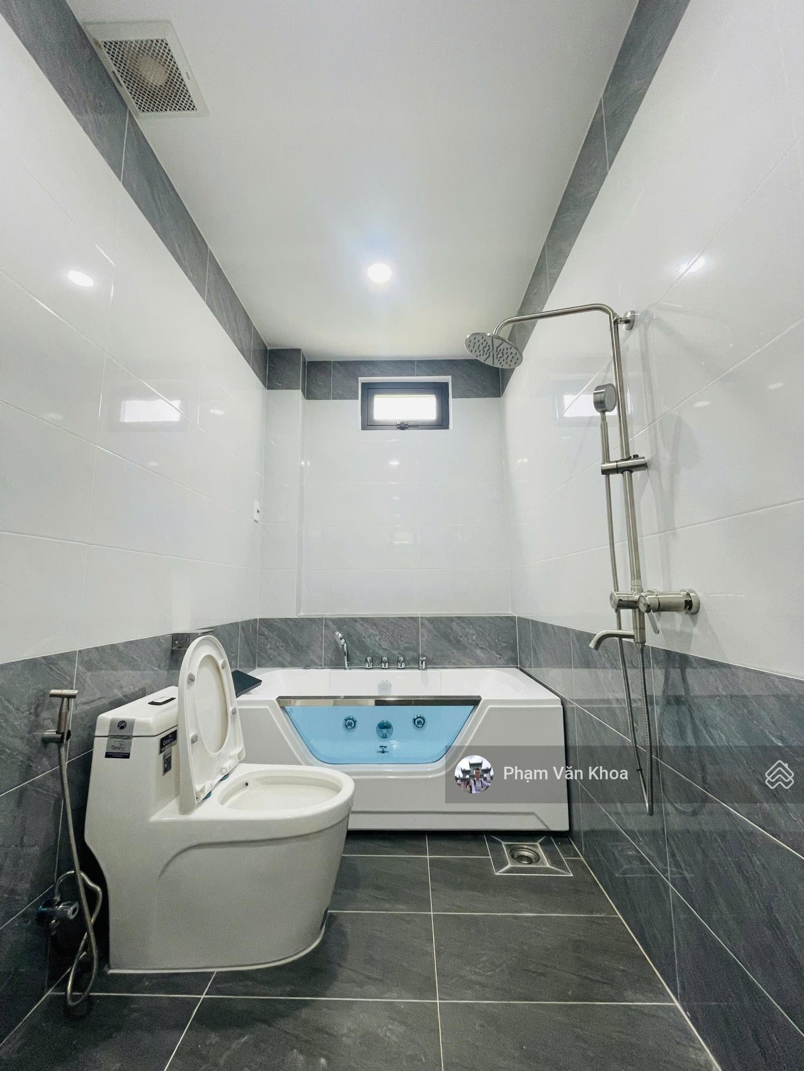 Bán nhà KDC bán đảo Gia Long Riverside Phước Kiển, 5 tầng, thang máy, full nội thất mới 100%