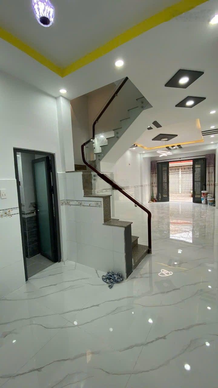 Bán Nhà riêng tại Hương lộ 2, 5,25 tỷ, 48m2 đẹp, nhiều tiện ích