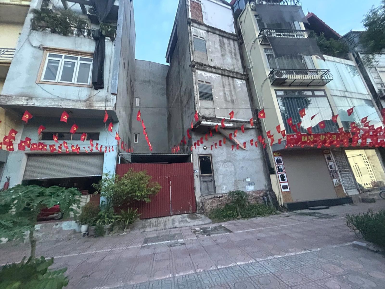 Phân khúc siêu hiếm. Mặt phố Ngô Gia Tự. Mặt tiền quyền lực. Kinh doanh sầm uất