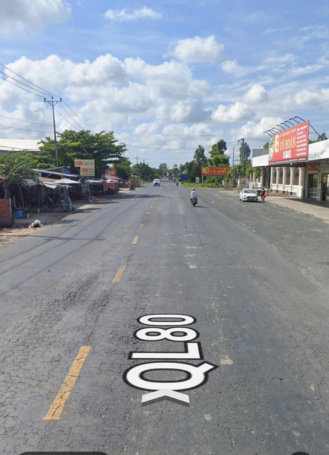 Quỹ đất mặt tiền Quốc lộ 80 phù hợp kho bãi, bãi xe, trung chuyển hàng