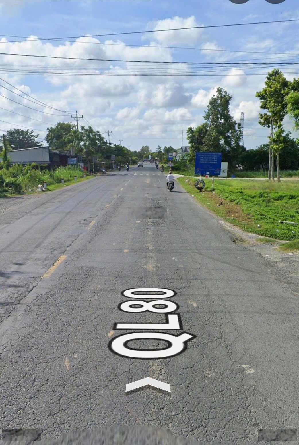 Quỹ đất mặt tiền Quốc lộ 80 phù hợp kho bãi, bãi xe, trung chuyển hàng